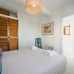 Guest house Quiet 2br House W/ Garden - Near | By Airnest 3*