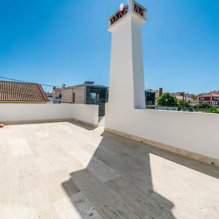 Quiet 2br House W/ Garden - Near | By Airnest Guest house Charneca (Setubal)